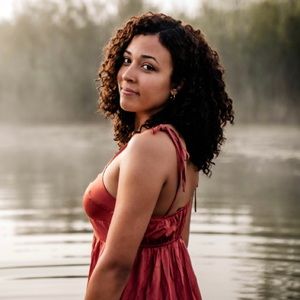 Meet your Posher, Ilana